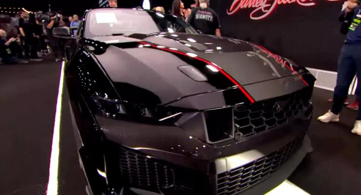 Новий Mustang SC побив рекорд продажів