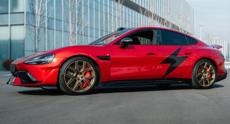 Tesla втрачає позиції: Xiaomi SU7 вирвався в лідери