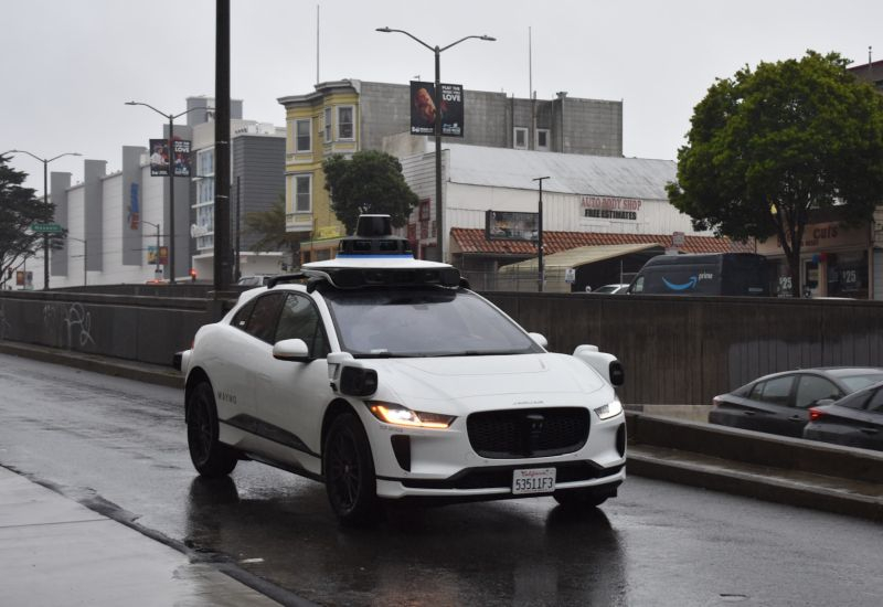 Прототипи безпілотних таксі: Waymo