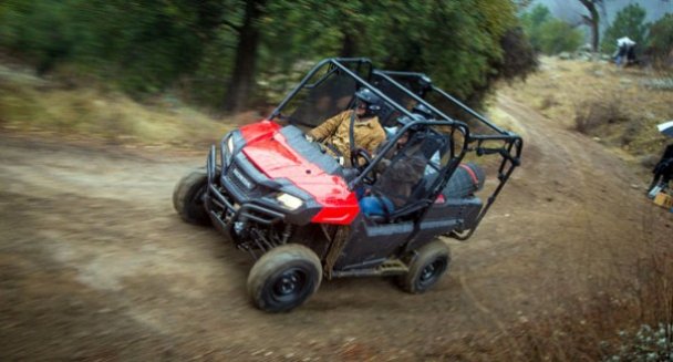 Honda Pioneer 700-4