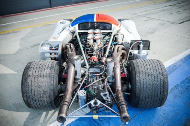 Lola T70 MkIII