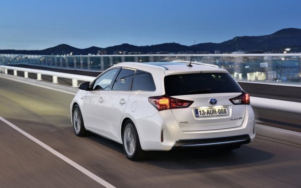 Toyota Auris Touring Sports