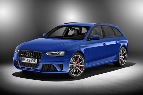 Audi RS4 Avant Nogaro