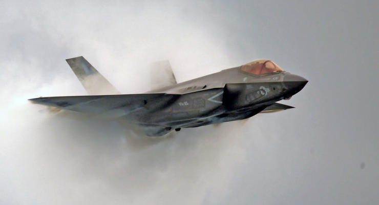Як би змінилася війна, якби Україна мала винищувачі F-35