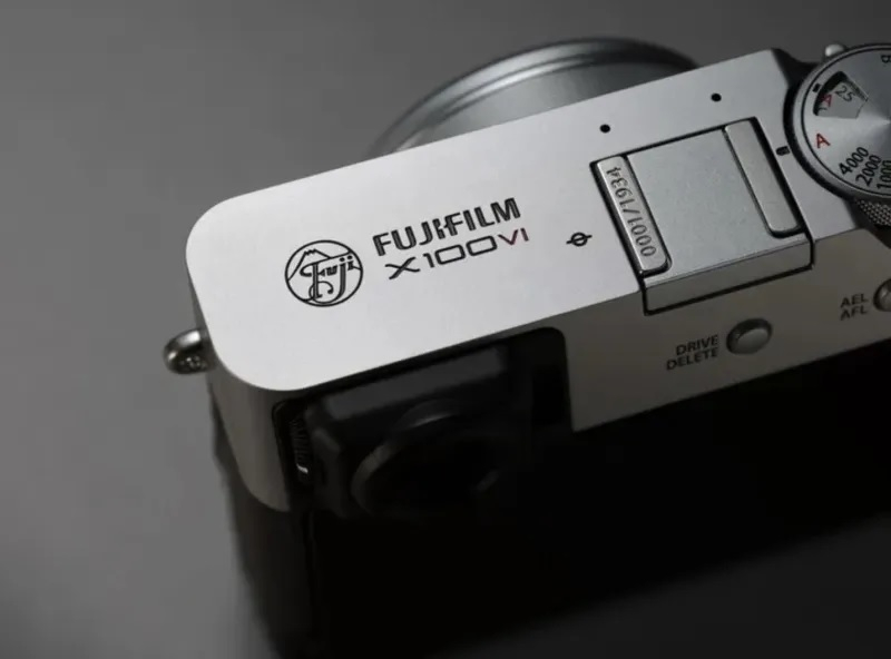 Фотографія і відеообладнання: Fujifilm
