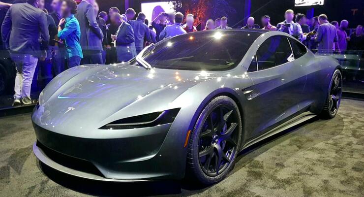 Другий Tesla Roadster можуть показати вже навесні