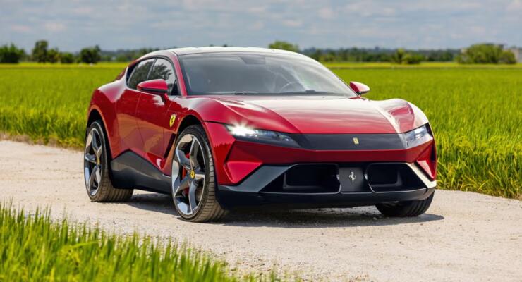 Перший електромобіль Ferrari отримав інтерʼєр від автора дизайну iPhone