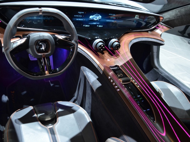 nanoFlowcell Quant e-Sportlimousine