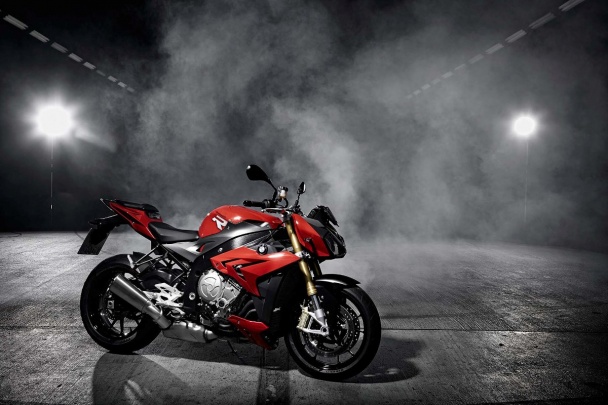 BMW S1000R