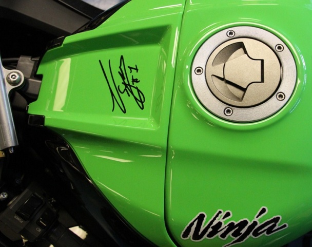 Kawasaki ZX-10R World Champion Edition