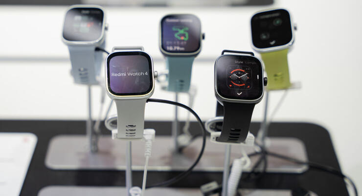 Xiaomi вирвалася вперед: Apple і Huawei дихають у спину