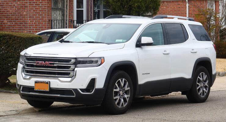 Названо автомобілі, які найчастіше потребують ремонту