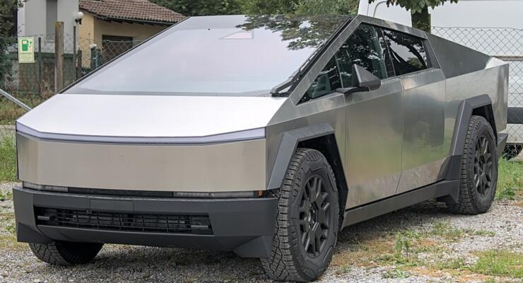 Експерти назвали 5 найгірших електромобілів на вторинному ринку