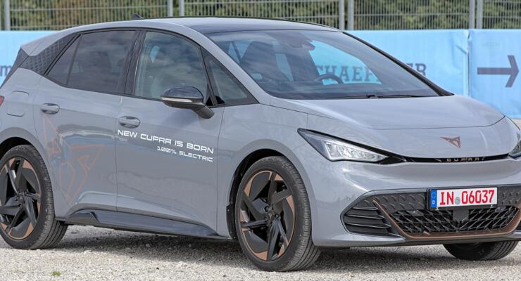 Скандал навколо електрокарів: у Volkswagen і Hyundai виявили ризик загоряння