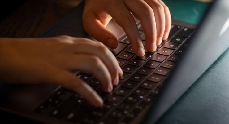 Найкращі ноутбуки до 1000 доларів: потужні, універсальні та доступні рішення