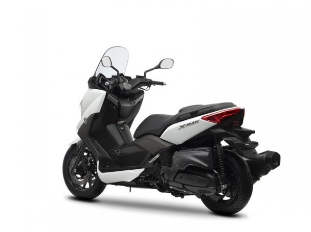 Yamaha X-MAX 400