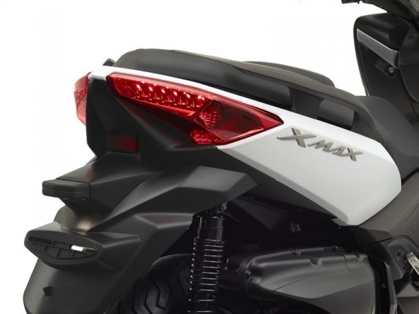 Yamaha X-MAX 400