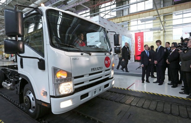 ISUZU Elf