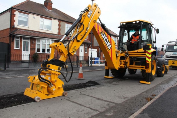 JCB Potholemaster