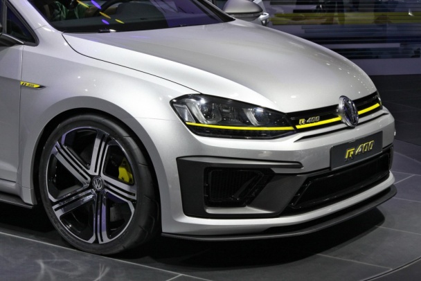 Volkswagen Golf R 400