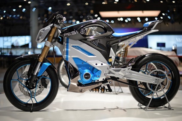 Yamaha PES1