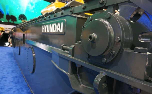 Hyundai R220LC-9A