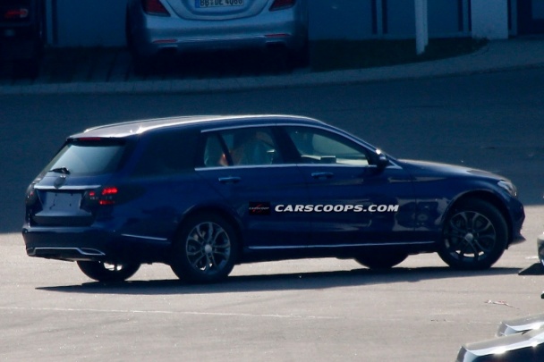 Mercedes-Benz C-Class универсал