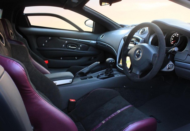 Mitsuoka Orochi