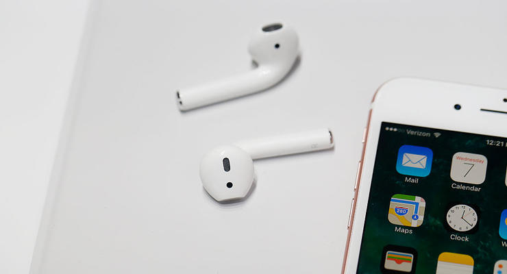 Інженер створив провідні AirPods