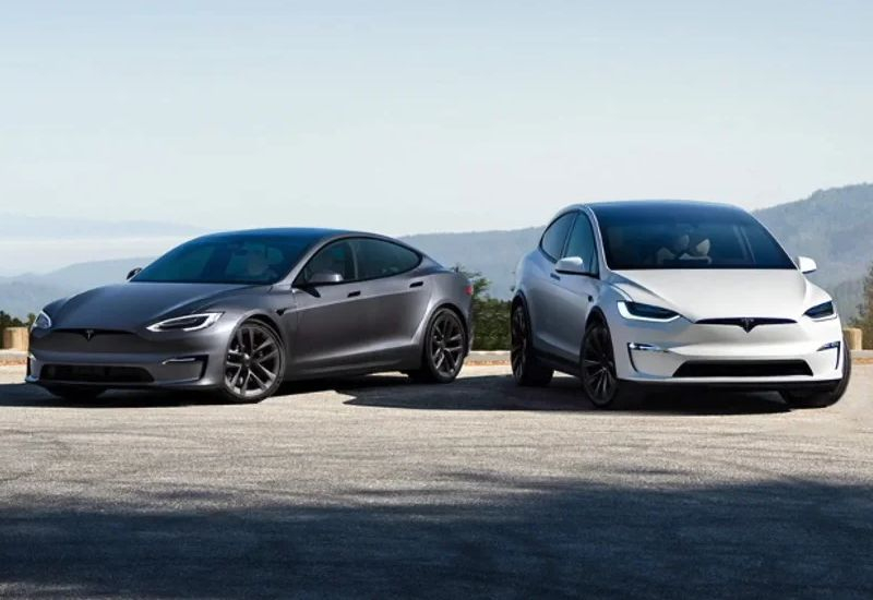 Модель X: Tesla