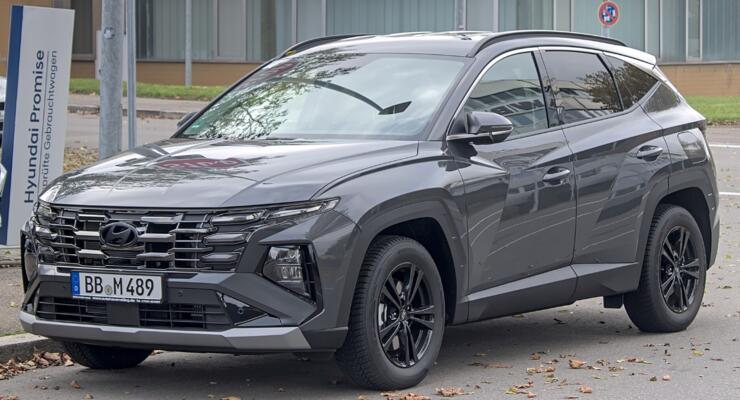 Бензинові авто знову лідирують: тренди продажів у березні 2026