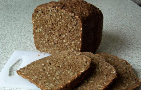 цільнозерновий хліб
