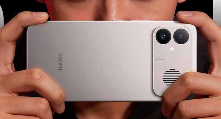 Xiaomi вперше продемонструвала Redmi K90 Max: "космічне срібло" та тонкий корпус