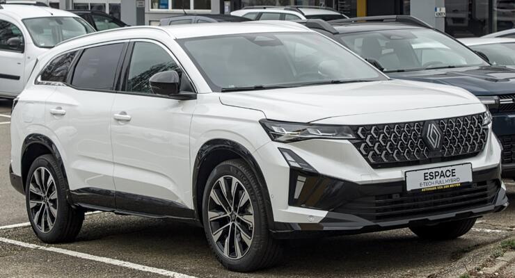 Легендарний Renault Espace більше не випускатимуть: у чому причина