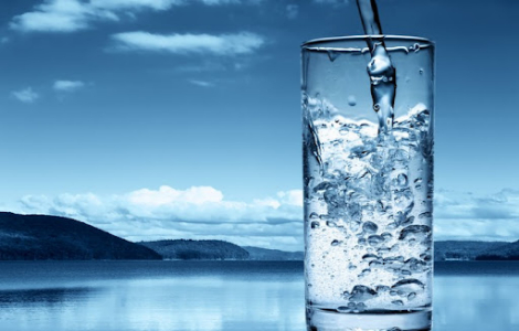 Чи можна пити мінеральну воду без обмежень мінеральна вода