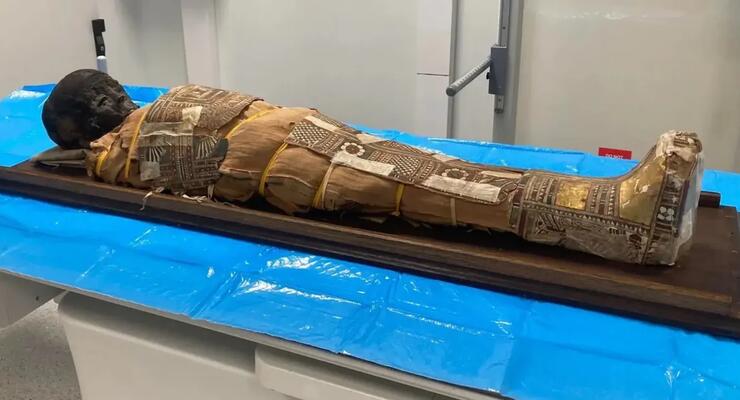 Мумія дитини з Єгипту приховувала дещо важливе: вчені лише зараз це помітили