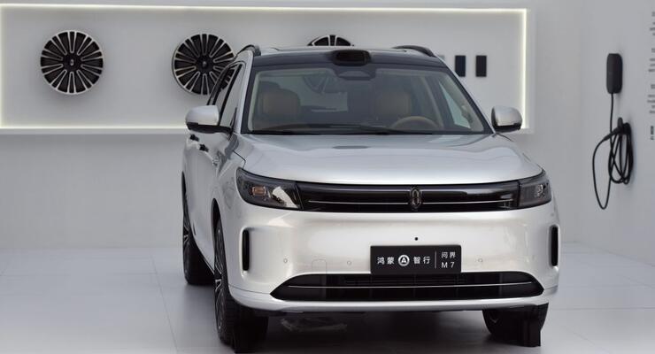 Незвичайний патент Seres: унітаз, який з&rsquo;являється за потреби