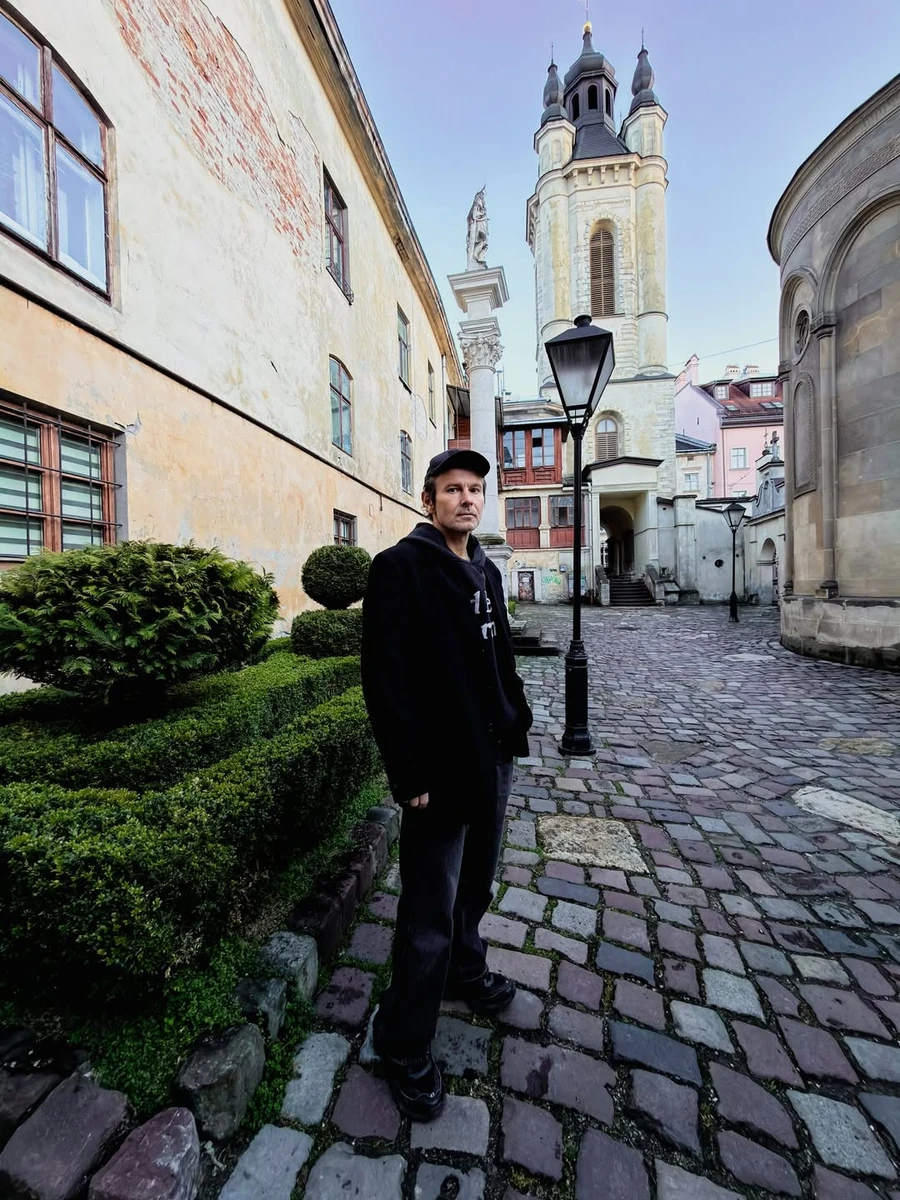 Святослав Вакарчук попозував для нових фото