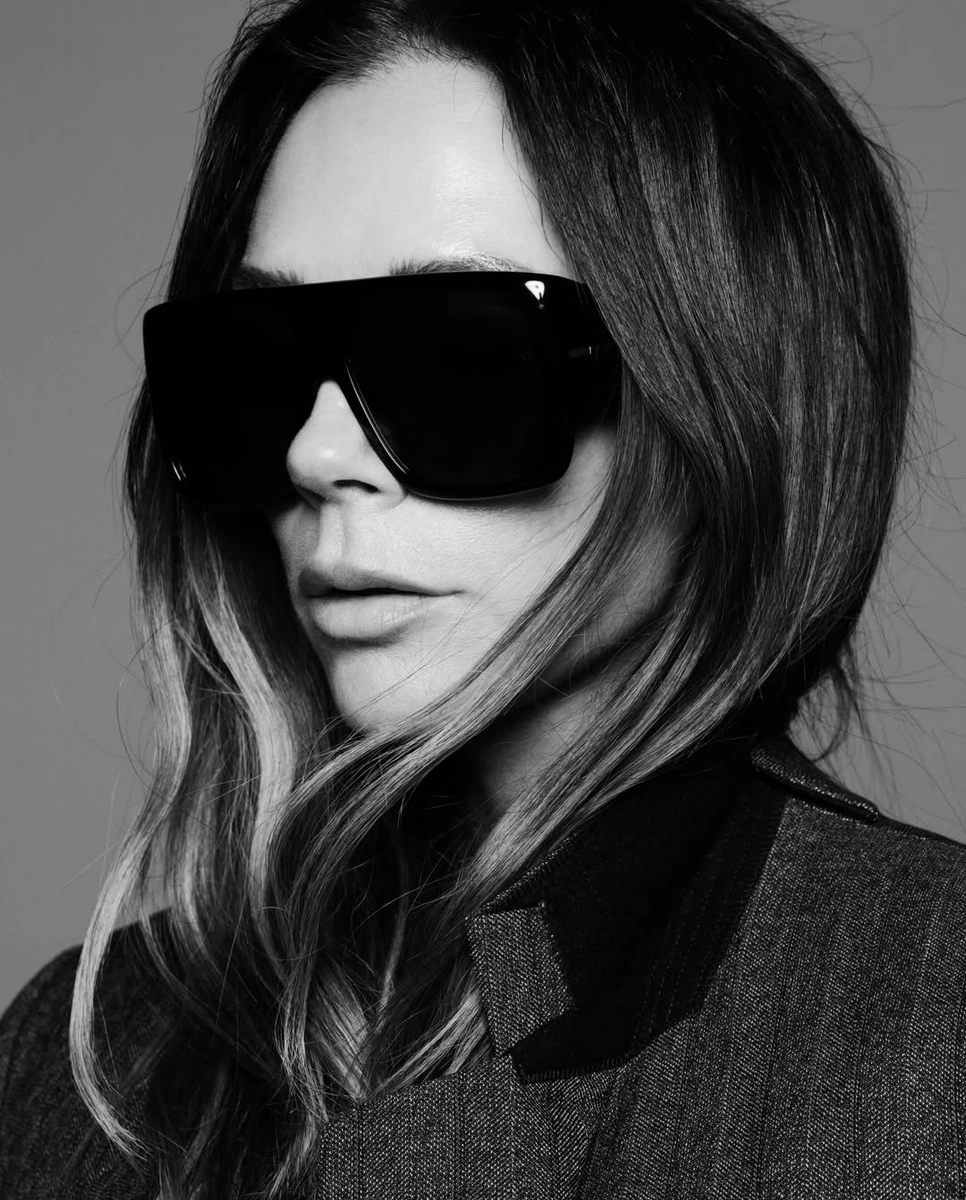 Вікторія Бекхем показала нові фото для глянцю