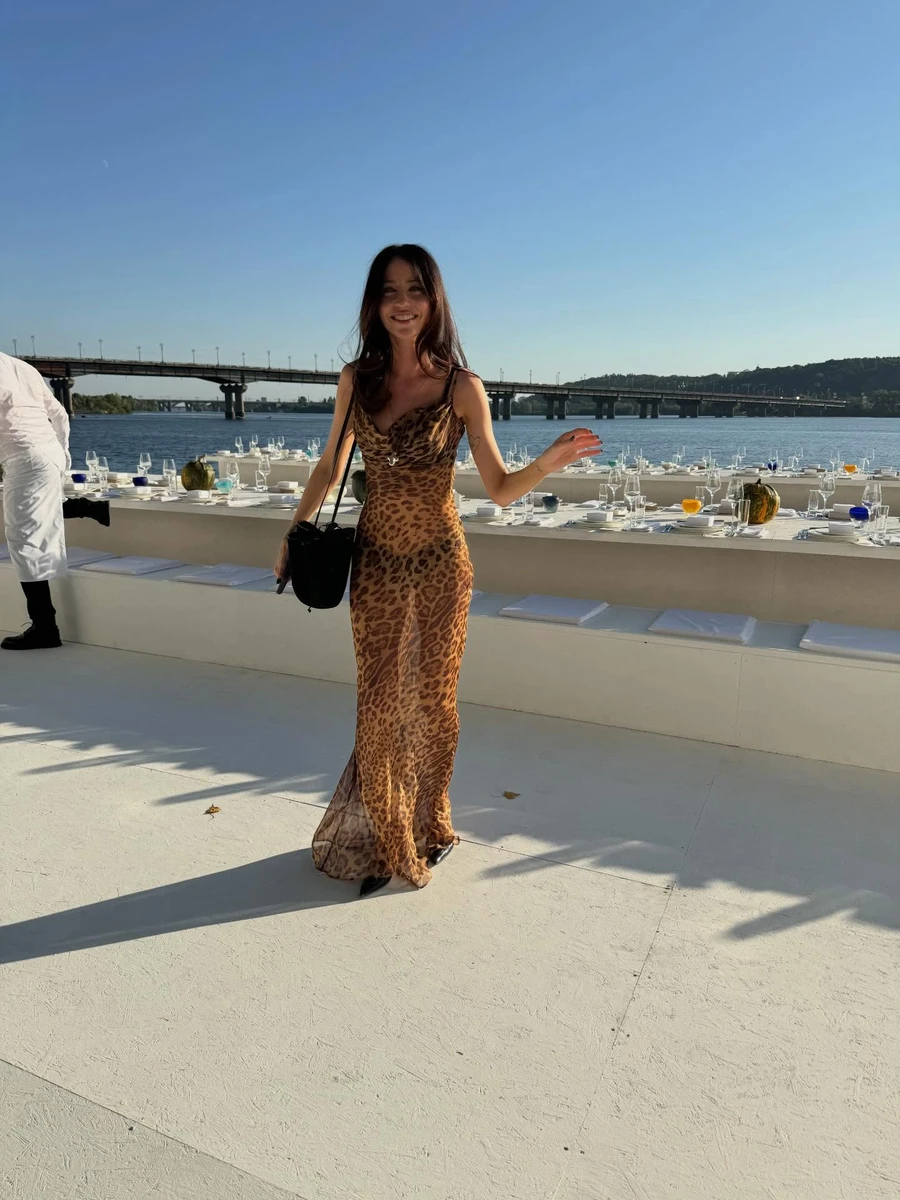 Надєнька леопардова