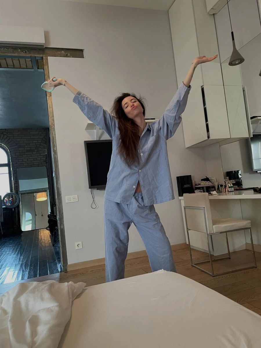 Надєнька ранкова