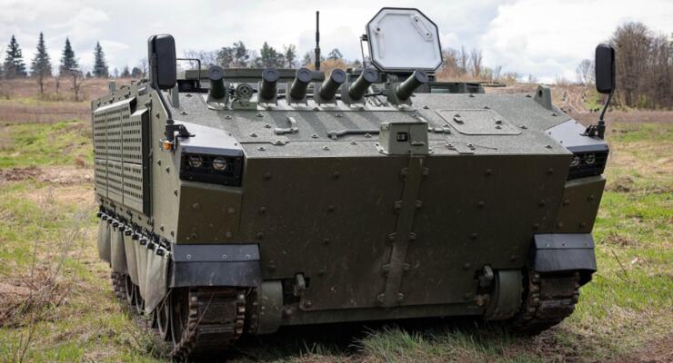 В Україні випробовують новий гусеничний БТР "Скіф": перші деталі