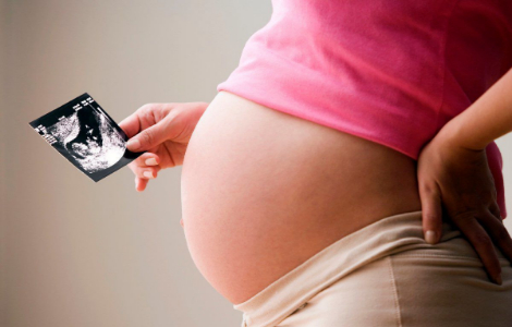 вагітна жінка