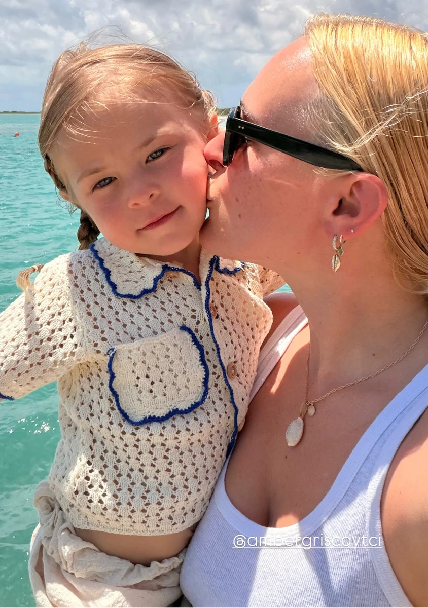 Донька Мур і Вілліса показала миле фото, на якому цьомає свою дочку