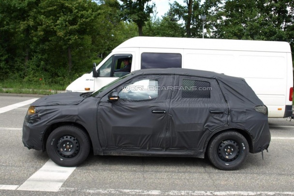 Suzuki iV-4