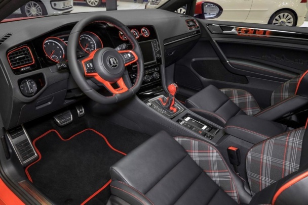 VW Golf GTI Wolfsburg Edition