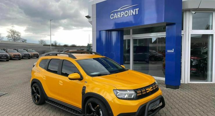 Duster переробили у спортивний кросовер у стилі Lamborghini Urus