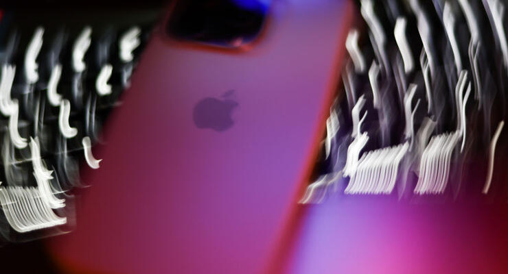 Колишній дизайнер Apple придумав незвичайний Backspace для iPhone