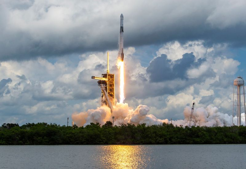 Ракета і космічний корабель: SpaceX