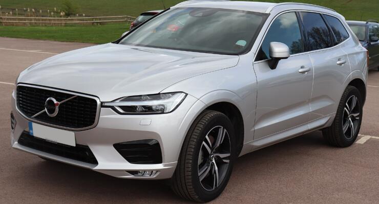 У Volvo натякнули на зміну стратегії: універсали можуть замінити кросовери